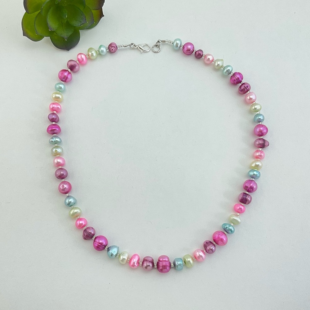 Colorful, Pink Pearl Necklace, Handmade, Candy Core, Barbie Core - Picture 6 of 8